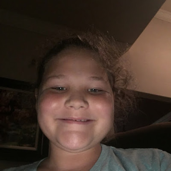 Meet your Posher, Jena - Picture 1 of 1